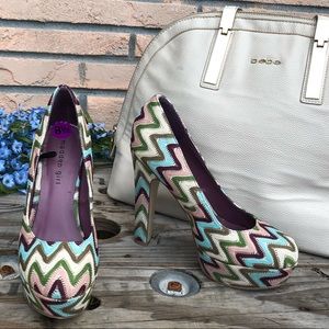 Madden Girl Malley chevron multi color heel 8.5